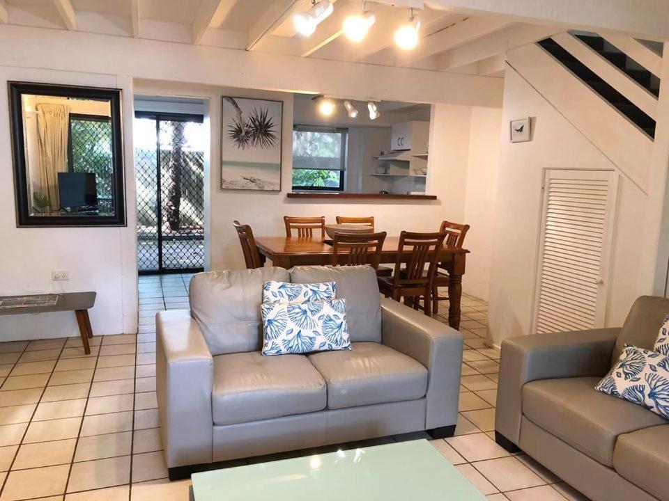 Le Court Villas Noosa Heads Exterior foto