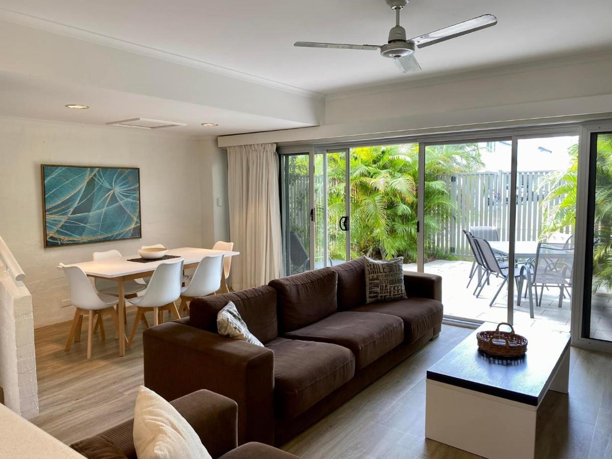 Le Court Villas Noosa Heads Exterior foto